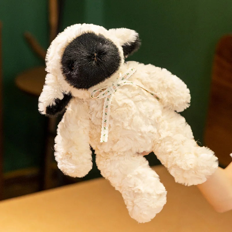 Peluche Petit Agneau Noir et Blanc - vue 4