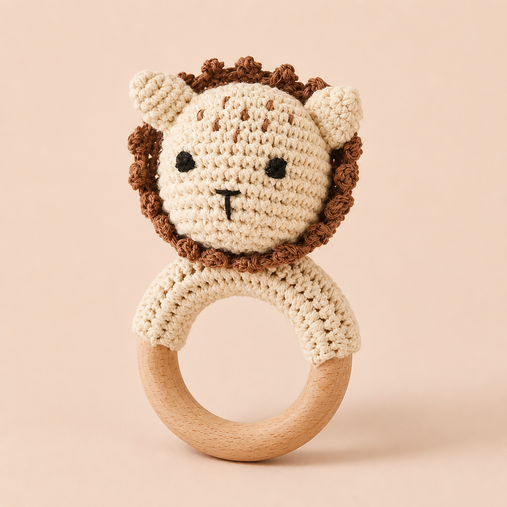 Hochet Lion en Peluche et Bois