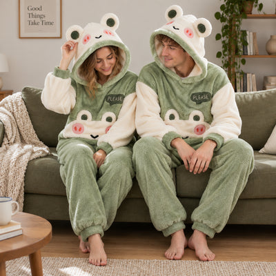 Cover frontale de Ensemble pyjama grenouille douce à capuche familial, portée et entièrement visible