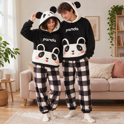 Cover frontale de Pyjama moumoute panda noir doux, portée et entièrement visible