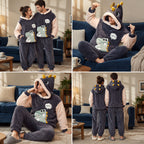 Quatre angles de Pyjama pilou pilou couple dinosaure vert tout doux porté