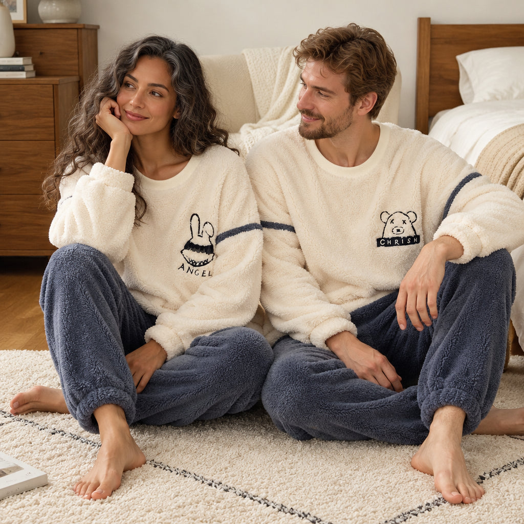 Cover frontale de Pyjama pilou pilou couple lapin et ours, portée et entièrement visible