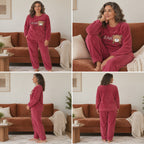 Quatre angles de Pyjama pilou pilou femme et ado ours rouge doux porté