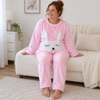 Cover frontale de Pyjama pilou pilou femme et ado lapin rose tendre, portée et entièrement visible