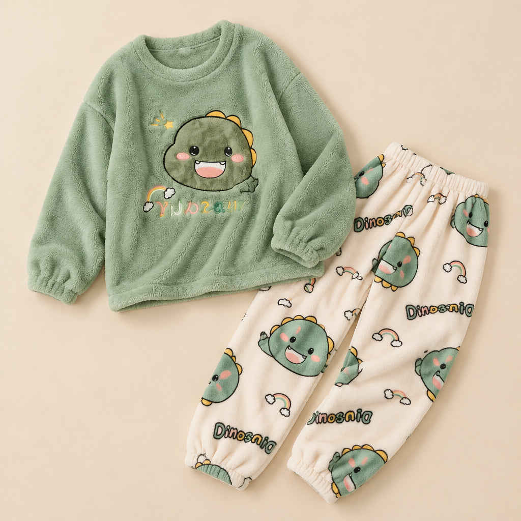 Ensemble pyjama deux pièces Pyjama chaud femme et ado dinosaure vert et écru posé à plat sur fond beige, sans personne