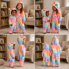 Quatre vues du Pyjama licorne arc-en-ciel bébé et enfant porté