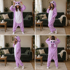 Quatre vues du Kigurumi lapin violet adulte porté