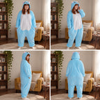 Quatre vues du Kigurumi chat bleu adulte en flanelle porté